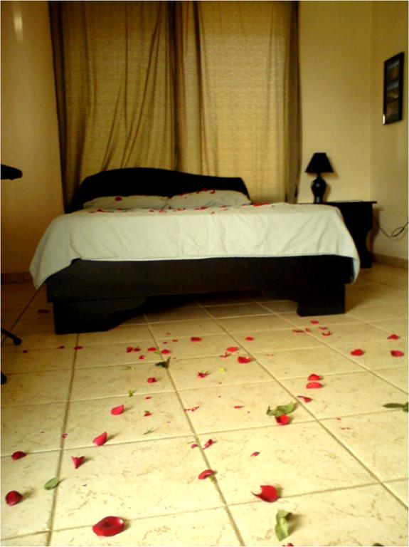 יקו Blue Palm Hotel מראה חיצוני תמונה